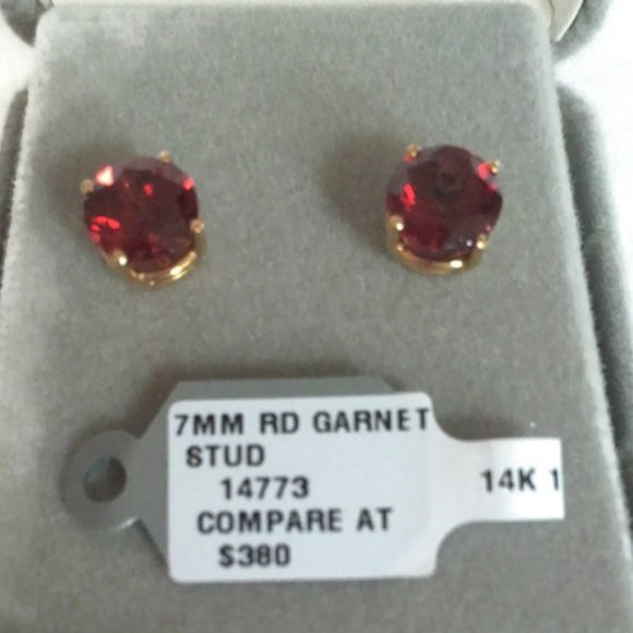 7mm Round Stud Garnet Earrings 14K Prong Set NEW - Picture 4 of 11